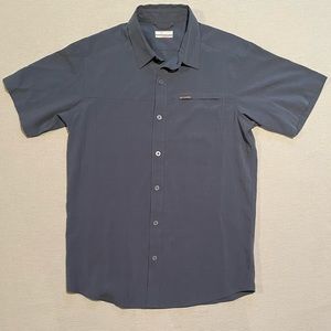 COLUMBIA Men’s Blue Short Sleeve Button Up Casual Shirt Size S